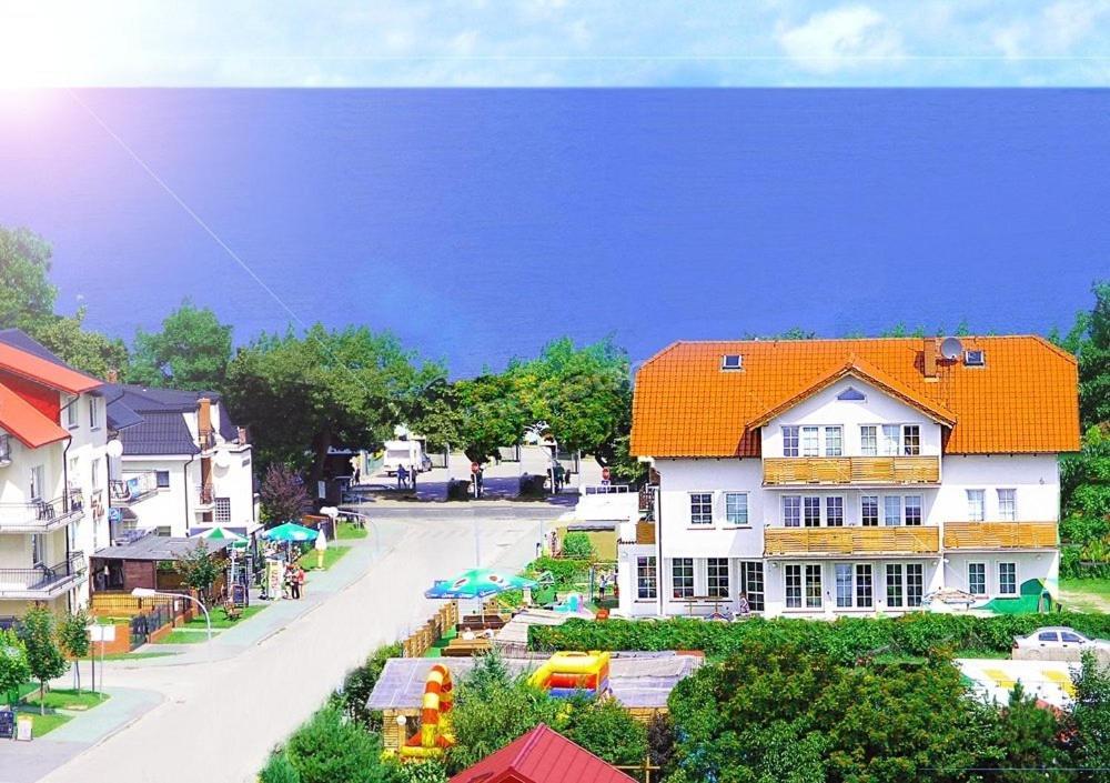 Dom Wczasowy Chlapovia Wladyslawowo-Chlapowo Exterior foto